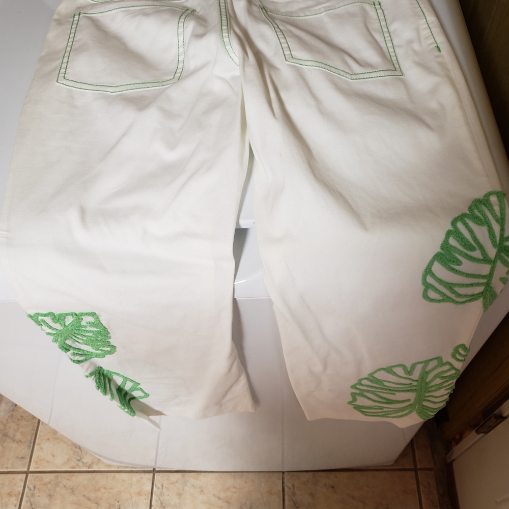 Size 6 white pants
